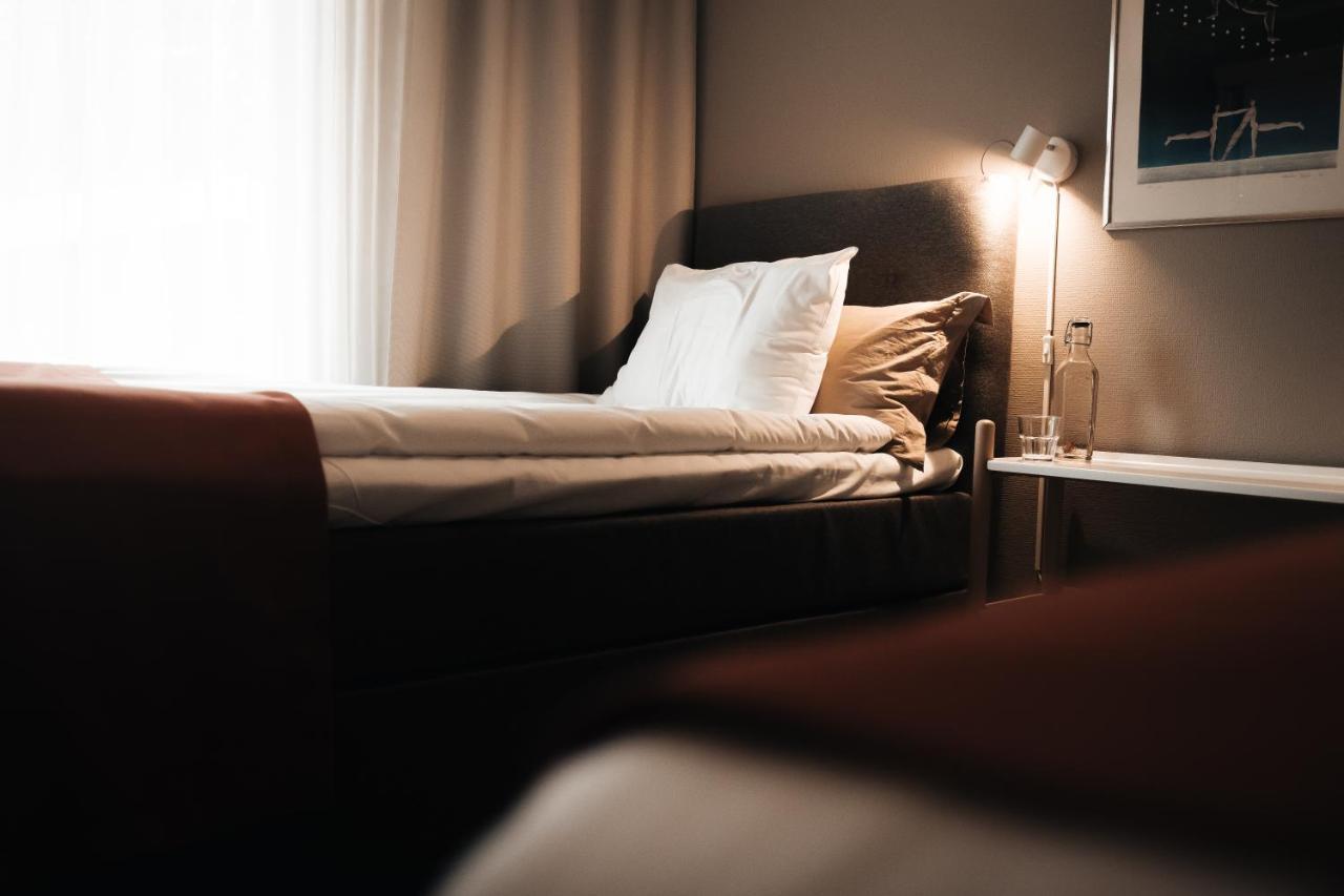 Aedelfors Hotell & Konferens Holsbybrunn Luaran gambar